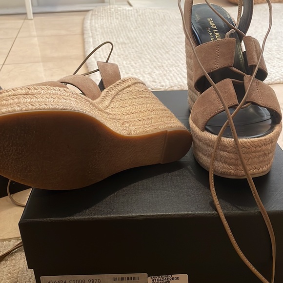 Saint laurent heels - Picture 3 of 4